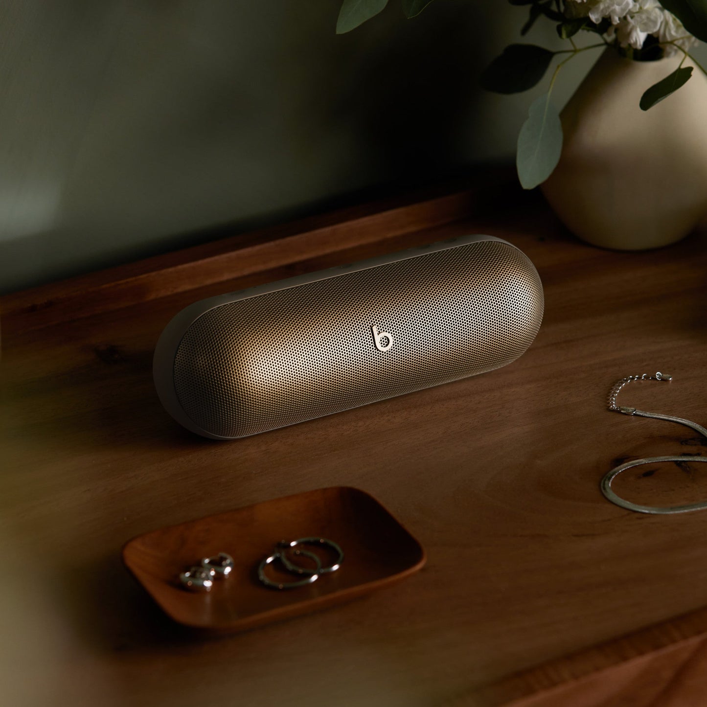 Beats Pill - Wireless Bluetooth Speaker - Champagne Gold